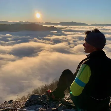 V Baronke アパート